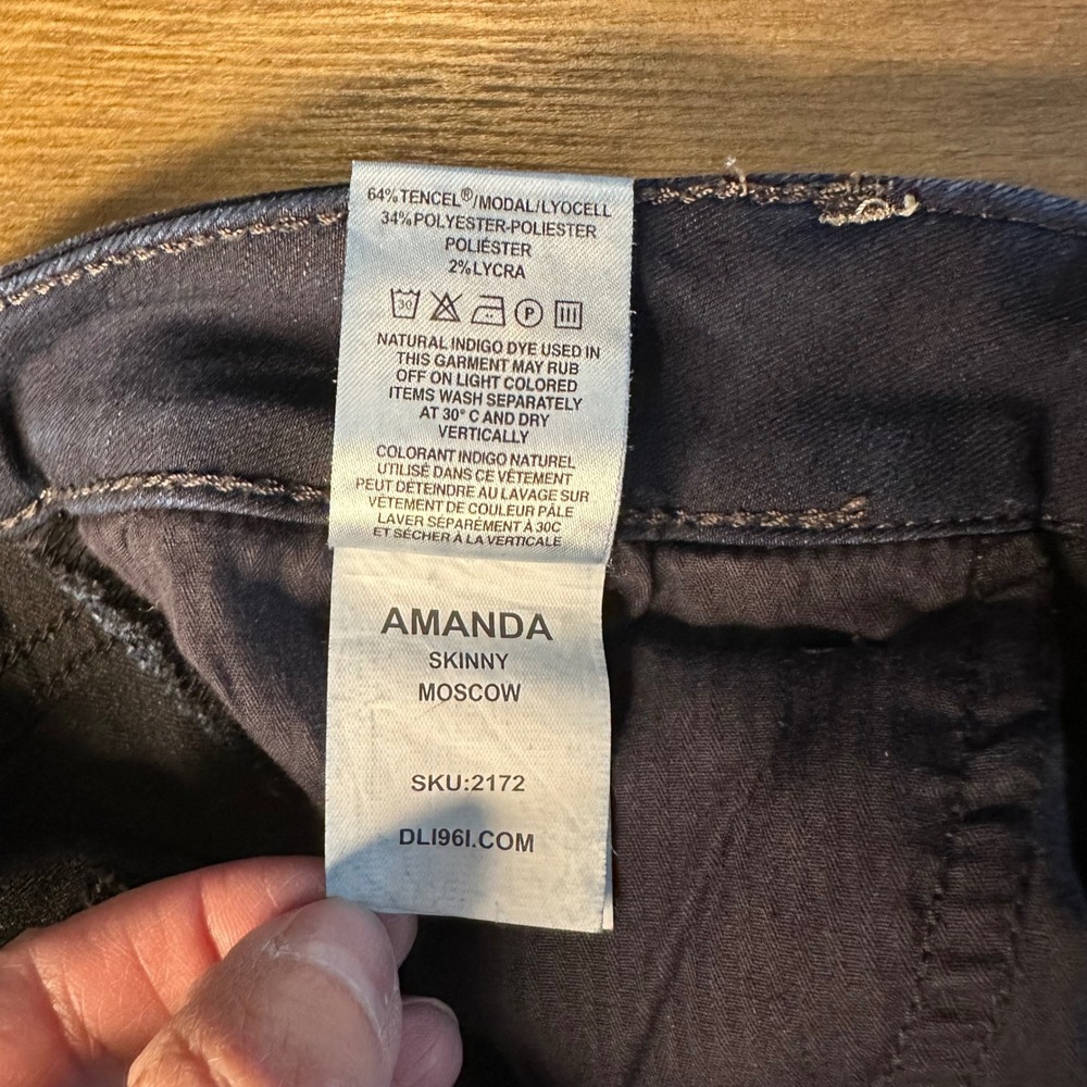 DL1961 Amanda Skinny Jeans Dark Wash Women's Size 29 - Picture 6 of 7